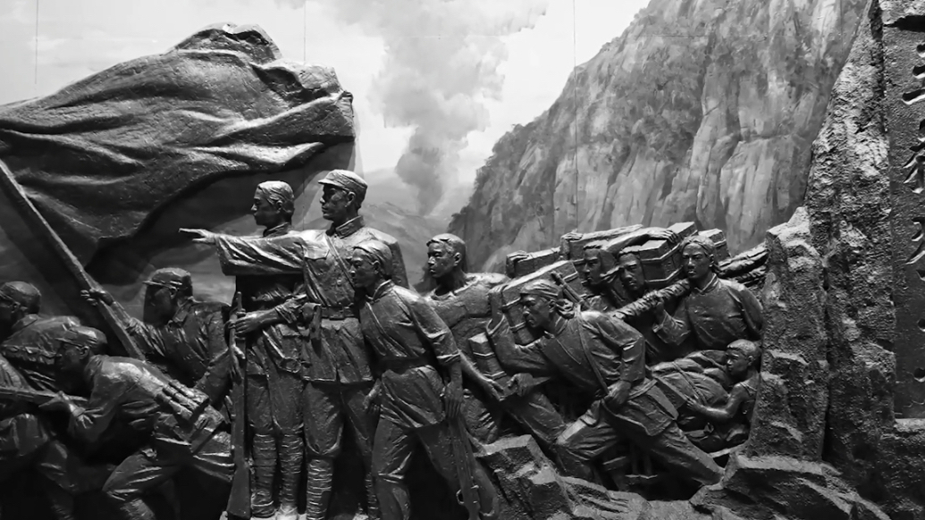 铭记英烈功绩  捍卫英烈荣光