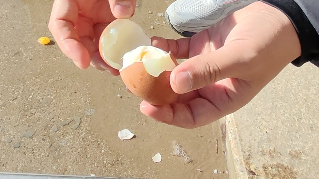果然视频丨海水温泉可以煮熟鸡蛋？现场实验解密：稍微有点咸