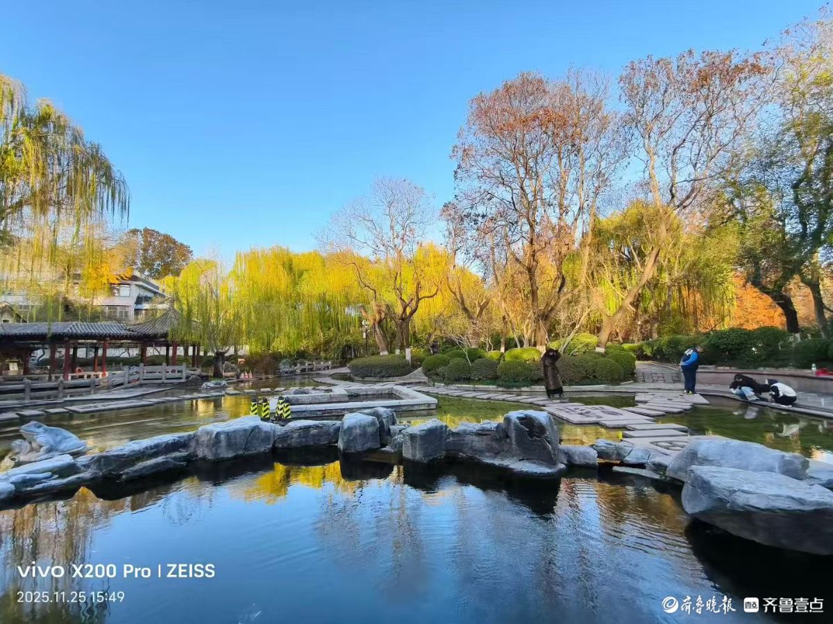 初冬五龙潭，美得如同水彩画