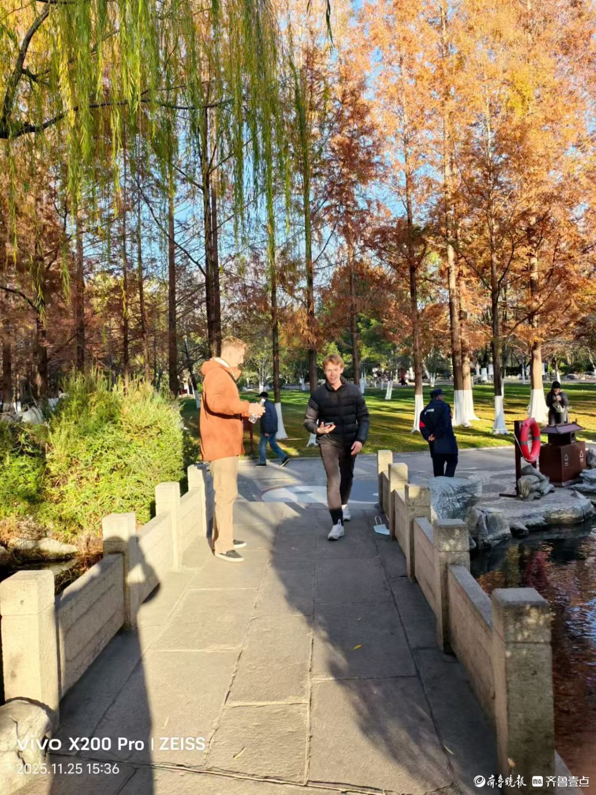 初冬五龙潭，美得如同水彩画