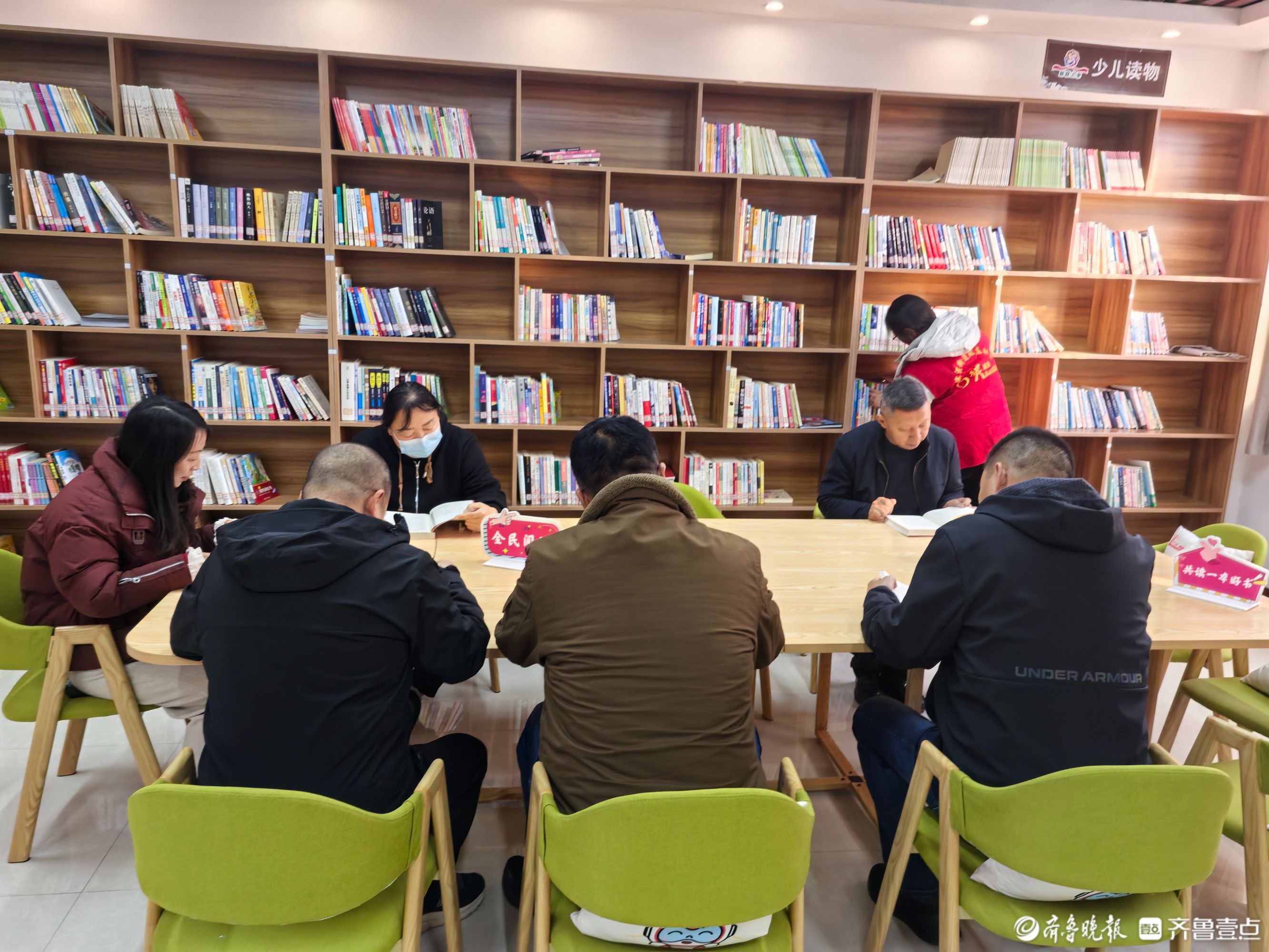 以书为媒 传经典文脉——滨河街道姚庄社区开展经典诵读活动