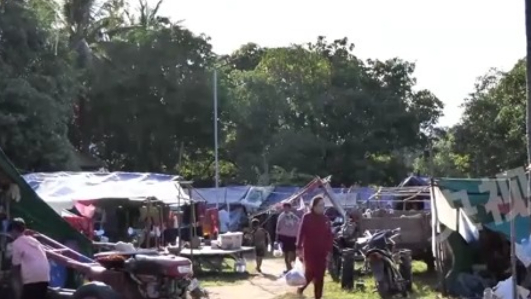 柬埔寨柏威夏难民营：难民人数众多，害怕冲突升级