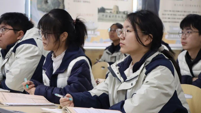 定陶区高中历史学科同课异构活动在菏泽市万福实验学校举行