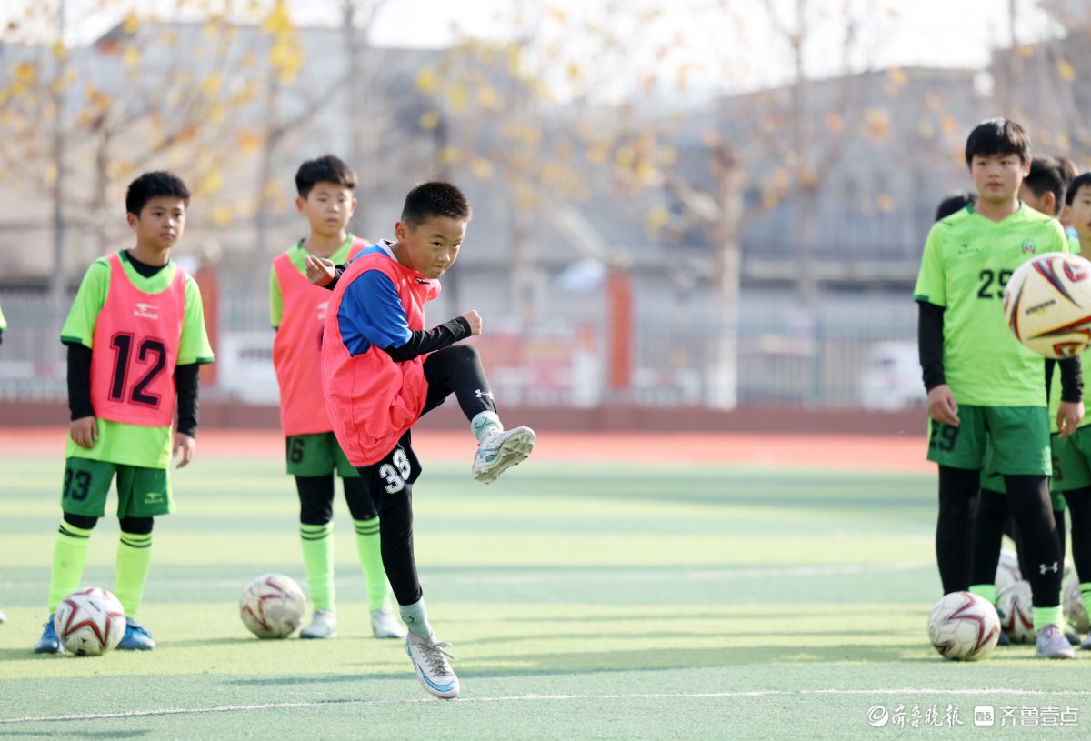 郯城足球人才“成梯队”，足球氛围“热起来”