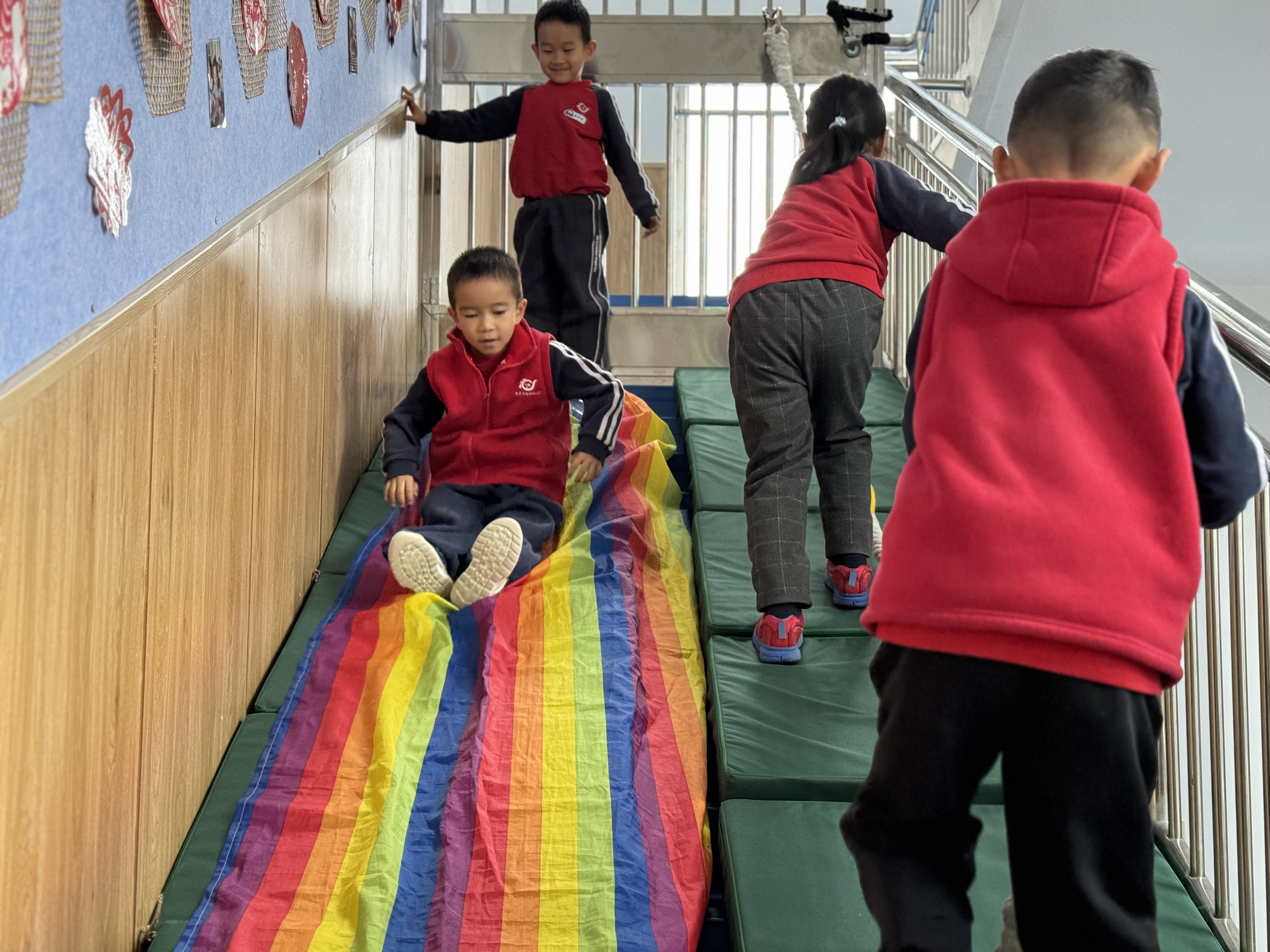 东营市金水幼儿园开展“阳光运动”计划