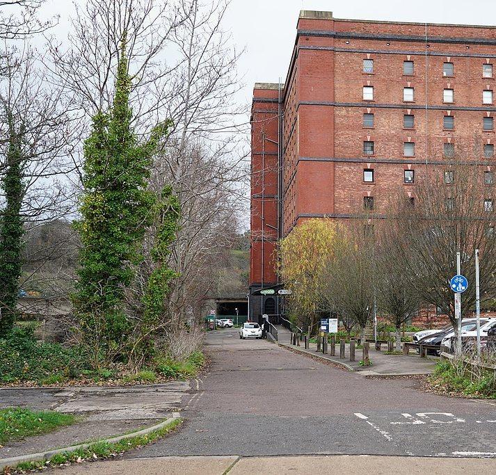 英国一市数百件文物失窃，时隔两个多月向公众征集线索