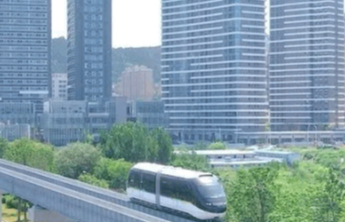 暴雪预警升级！济南本轮降雪累计量将达12毫米，辖区所有高速收费站封闭，济南云巴临时停运