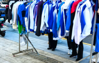 有人晒出一张照片，家长集体崩溃：买了丢，丢了买，尴尬了