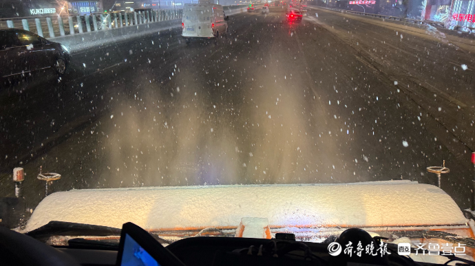 果然视频｜高架桥上如何清雪？记者第一视角带你体验