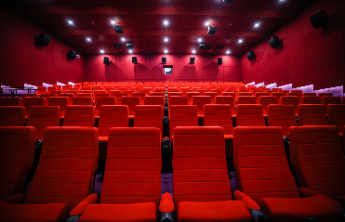 2025年我国电影票房破500亿元