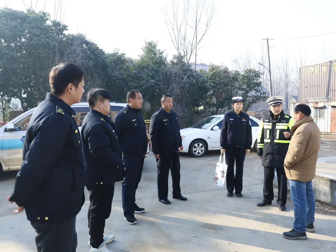 冬季守护行动｜赶大集学安全！进村入户话安全