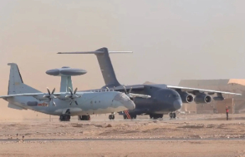 国防部：中国空军歼-10等三型飞机首次赴阿联酋参加联合训练