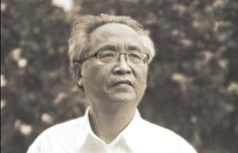 谈共和国同龄人《足迹》的出版