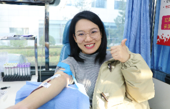 热血暖冬护生命 德州市卫生健康委组织开展无偿献血活动