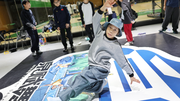 拾光|济南四年级霹雳舞女孩，舞出全市冠军