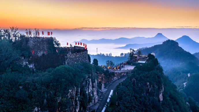 全省首例！济南市民自驾沂水天上王城景区，补贴来时通行费