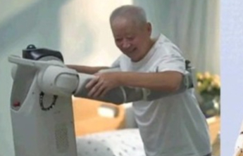 新知|机器人“养老搭子”来了，你爱哪一款