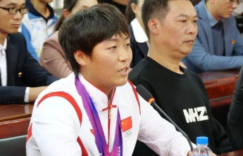 云南省体育局通报运动员王某实名举报事件：对范某某作出免职处理