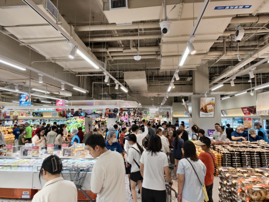 大品牌纷纷扎根，新兴城市消费藏着多少潜力？