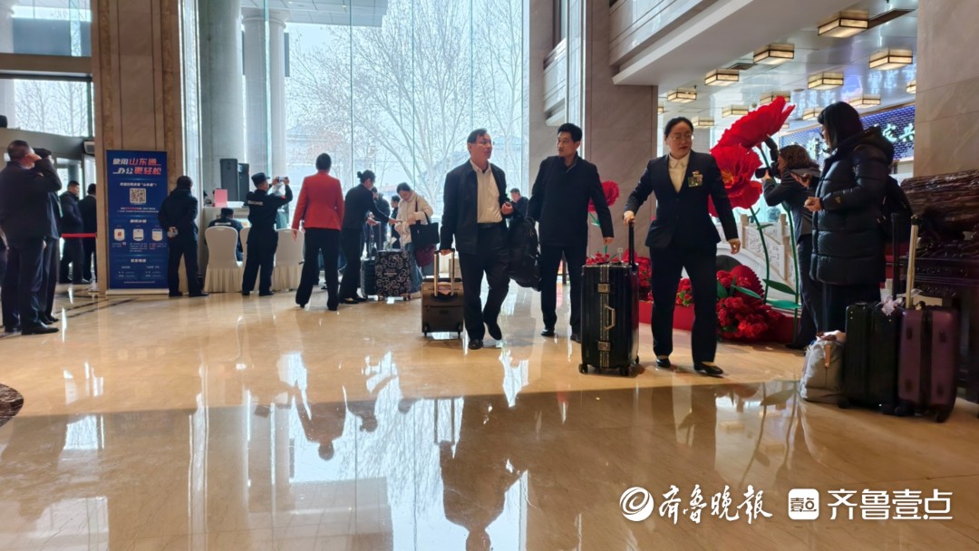 山东进入省两会时间！人大代表今日报到，倡导绿色低碳务实新风