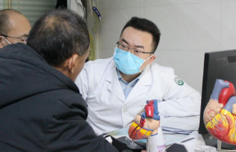 “京德医疗合作 送健康下乡”首站义诊活动在陵城区人民医院举办