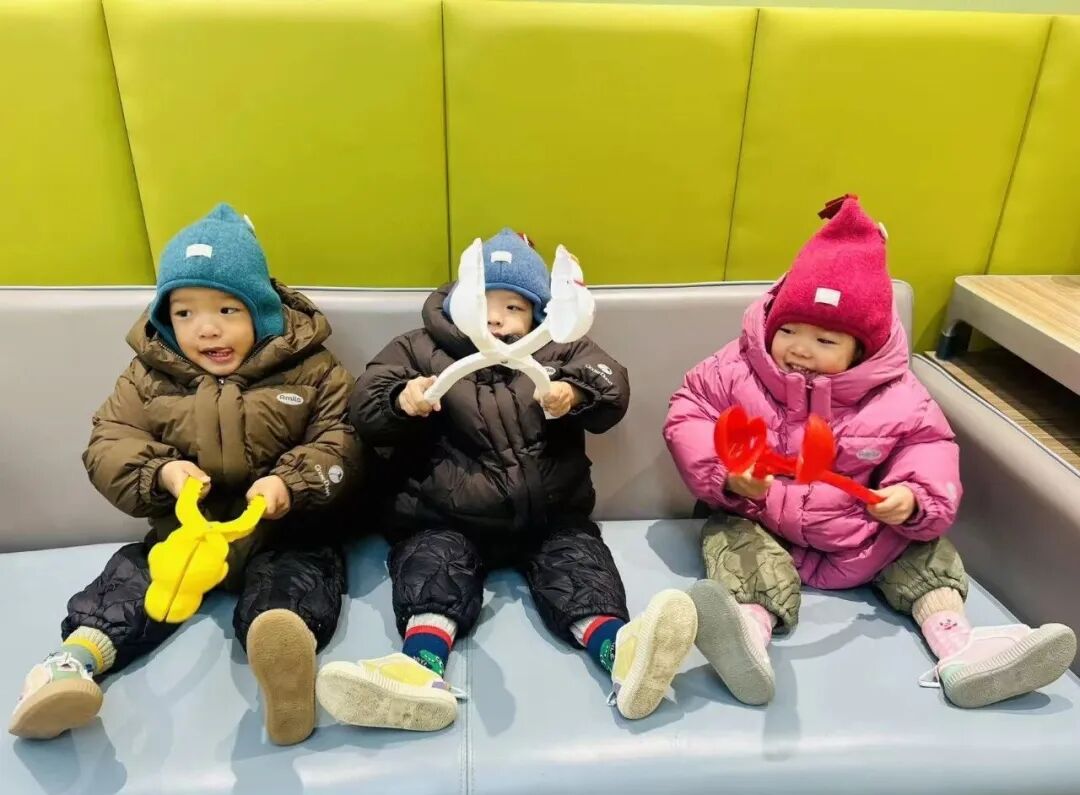 泉心托观察|姥爷有话说：三胞胎家庭的“托育满满收获”