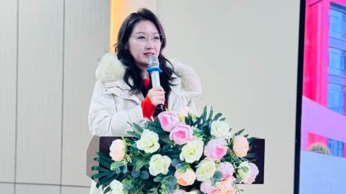 菏泽市万福实验学校开展政史地学科专题教研活动