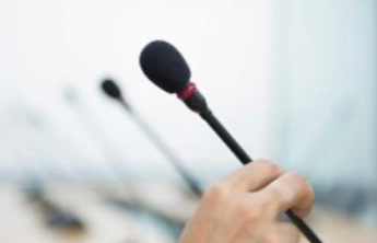 习近平同越共中央总书记苏林通电话