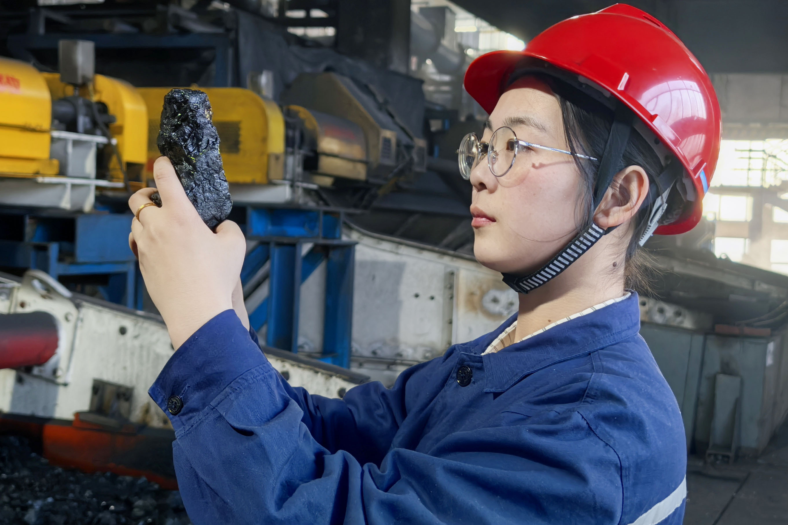 从图纸到现场，走近山东能源柴里煤矿隋莹莹的“数智”成长现场