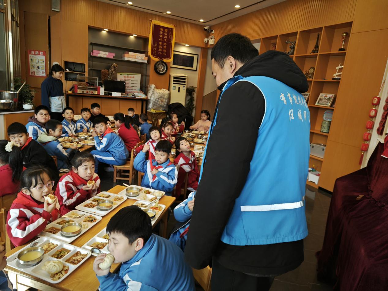南苑街道水韵城社区开展托管机构食品安全检查