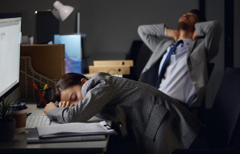 从程序员猝死到HR离职，比指责更该做的是反思职场环境