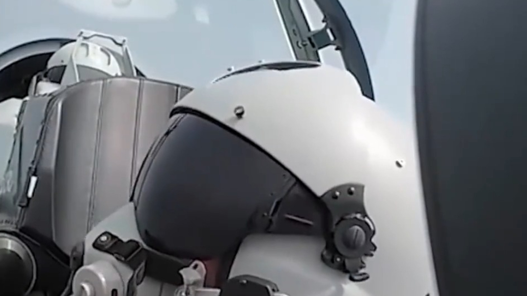 师徒较量！空军航空兵异型机对抗空战训练