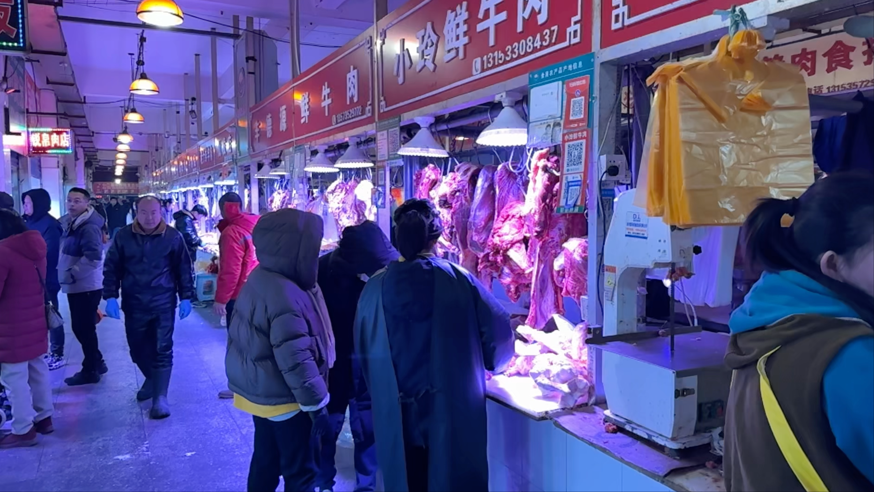 威海农贸市场：“岁末忙年”节奏开启