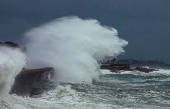 风暴潮、海浪双蓝色预警！潍坊沿海将出现高潮位