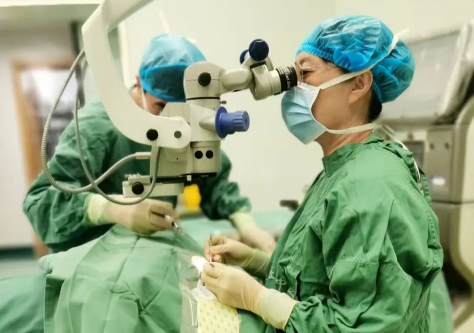 头痛、恶心需警惕！可能是眼睛发出的“危险信号”