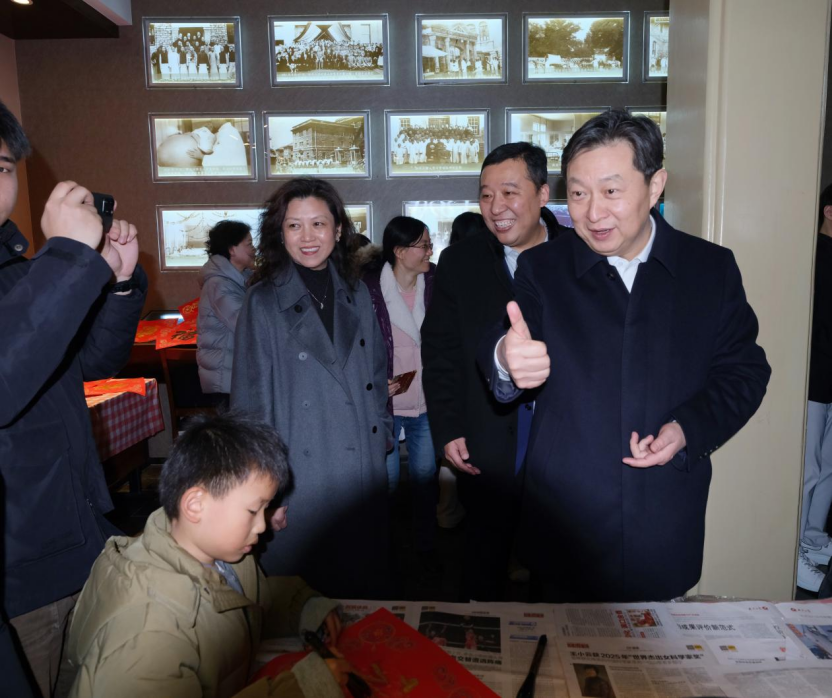 山东大学齐鲁医院举办“1890文化市集”新春特别活动