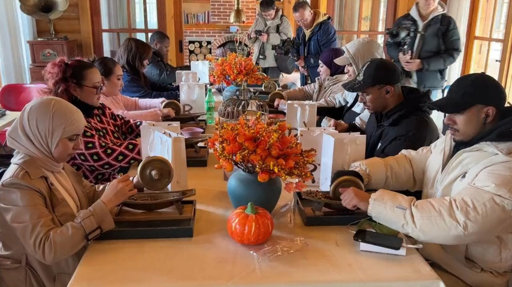 Hands-on Sachet-Making Experience in Jinan