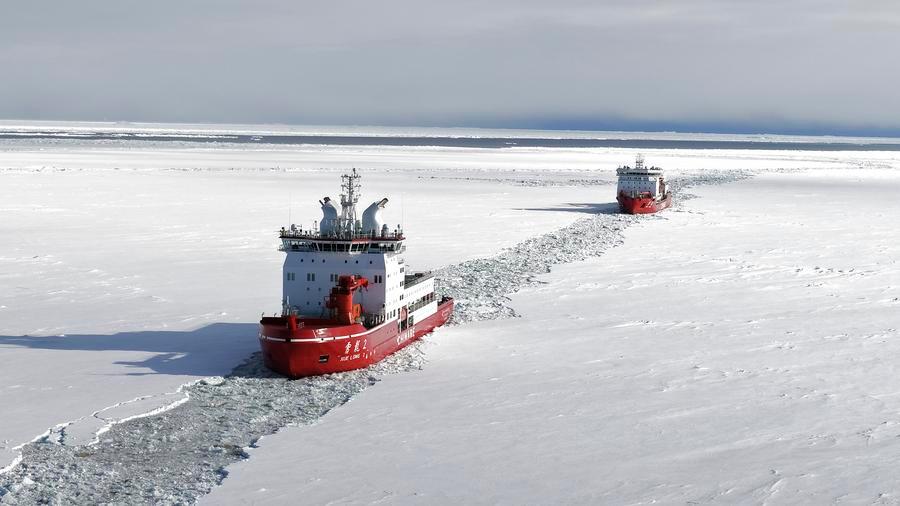 China's self-developed Antarctic vehicle travels over 10,000 km