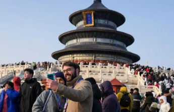 “来中国过春节”何以“史诗级上涨”