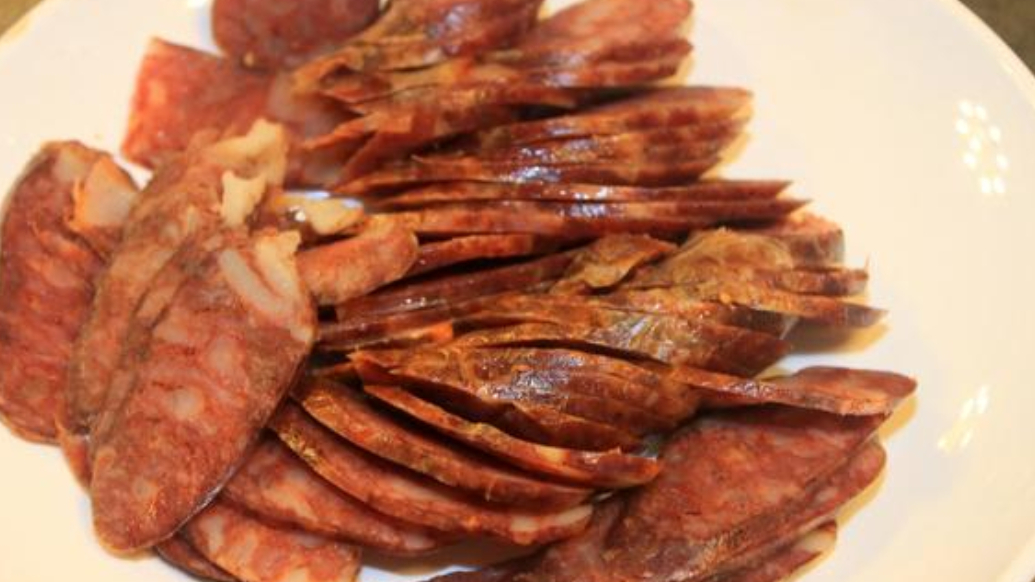 果然财经|“鲁国公主的下午茶”已就位，这届年轻人爱上灌香肠