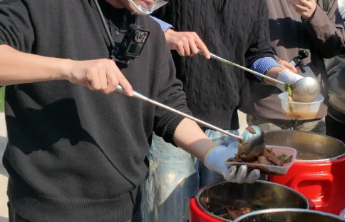 盒饭摊“转正”的治理启示