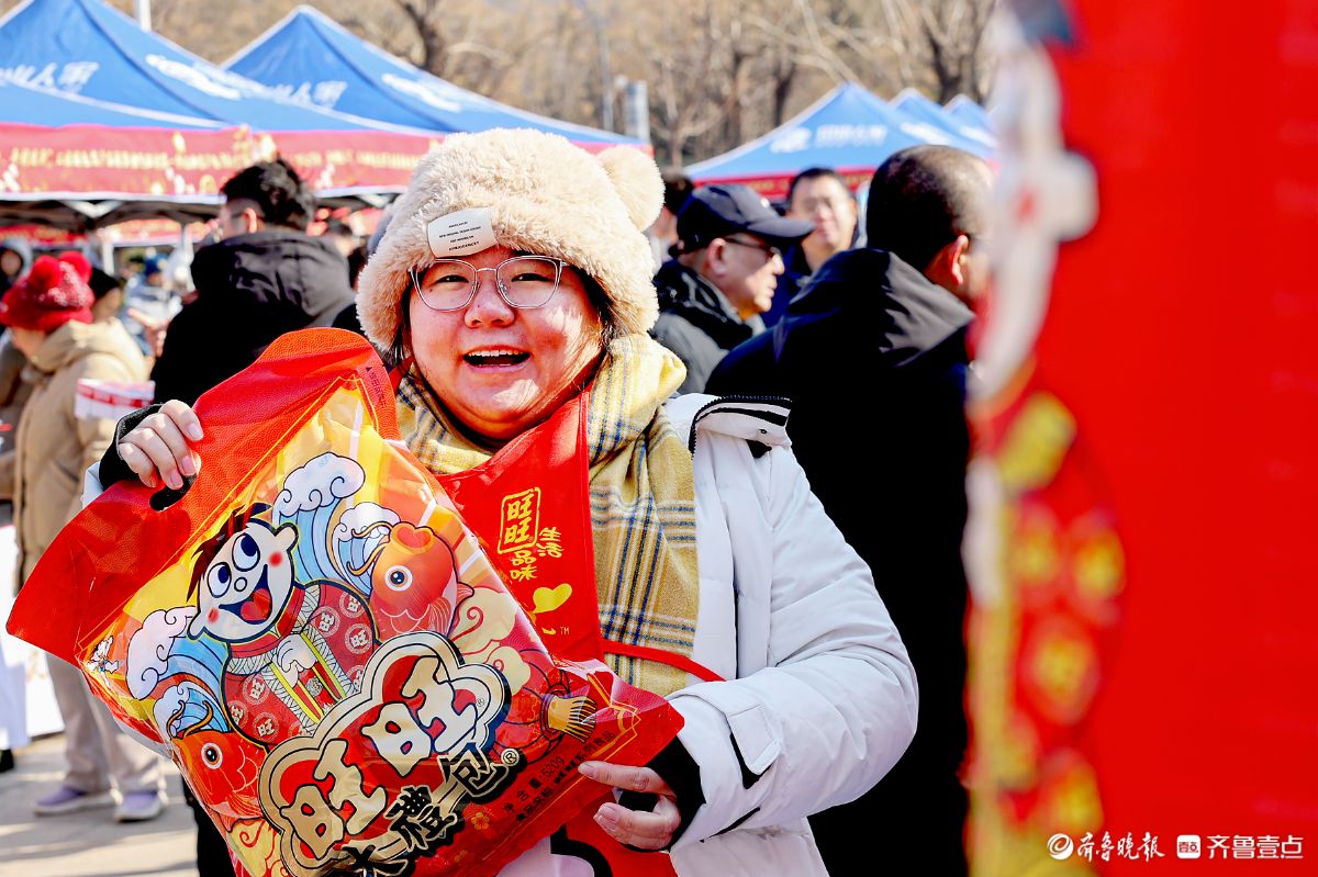 逛一逛济南奥体中心年货大集