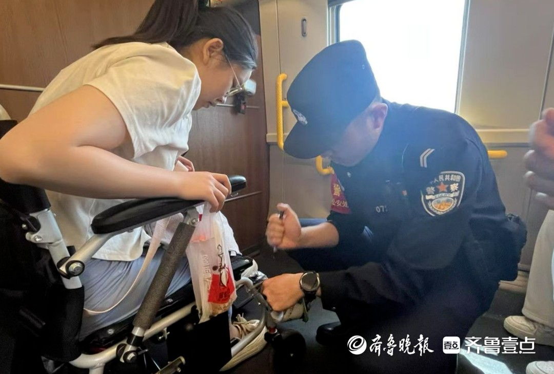 新春走基层丨春运守归途，三代属马乘警接力守护团圆