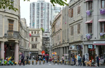 “小城酒店涨疯了”，不仅仅是价格信号