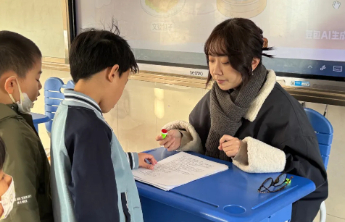 威海经开区长峰小学：萌娃荐威海，乐考趣翻倍！