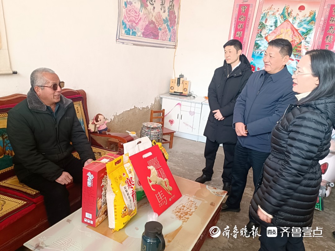 菏泽市生态环境局看望驻村第一书记并开展春节走访慰问活动