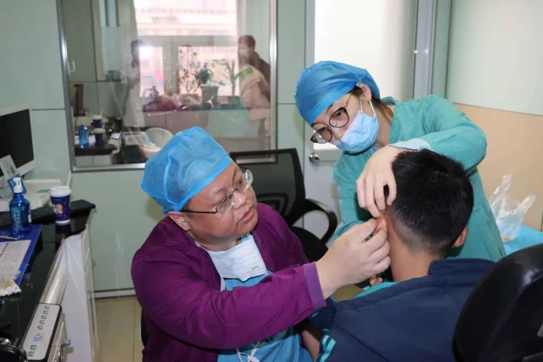 临沂市人民医院耳鼻喉科一场义诊，十五个被重新看见的愿望