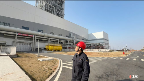 微纪录·新春走基层|山坳里的第三个春节,他为“能源心脏”站岗