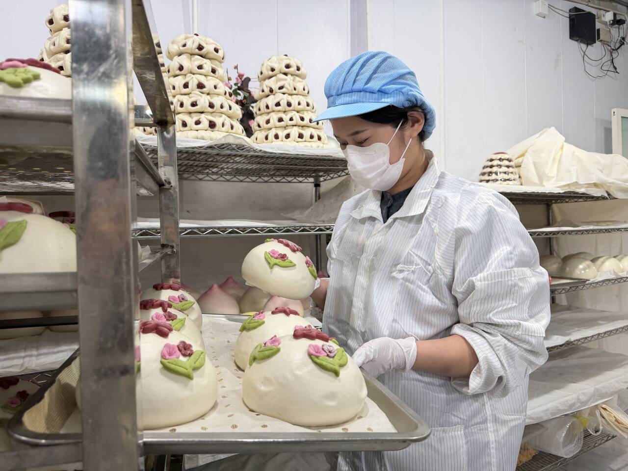 新春走基层|日产超千个仍供不应求，昌乐非遗花饽饽马年订单爆棚