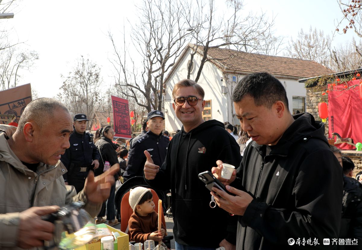 新春随手拍|乡村集市年味浓